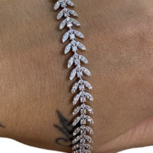 Motifli su yolu gümüş bileklik